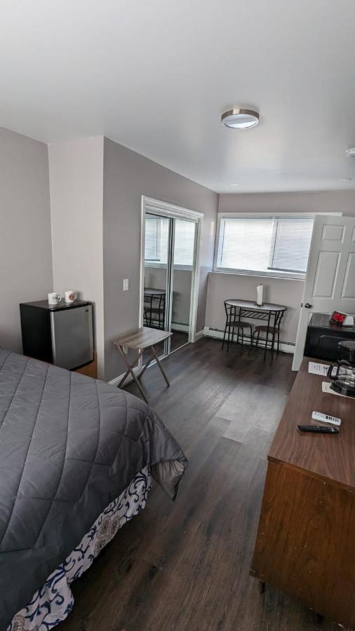 Private Room And Bathroom Πρόβιντενς Εξωτερικό φωτογραφία